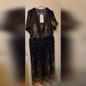 Bloomchic dress 14/16 NWT